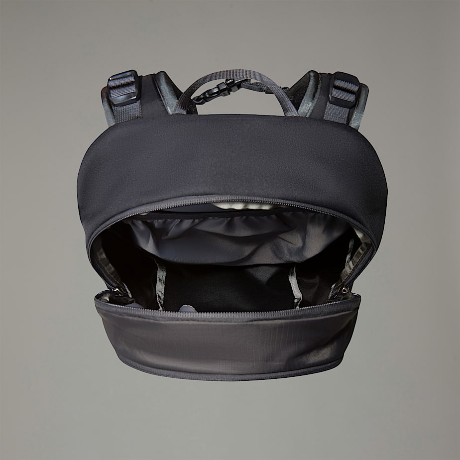 Men The North Face Basin 15-Litre Backpacks Black | NF0A56H4U